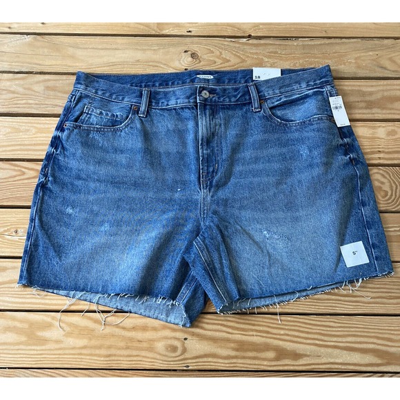 Old Navy Pants - NWT Old Navy Cut Off Denim Shorts Size 18 Women’s Blue MSRP $39.99